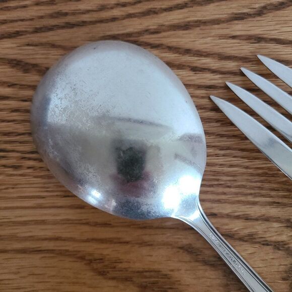 Vintage Wm. Rogers Princess Lady Doris Silver Plate Meat Fork and Serving Spoon - Picture 8 of 15